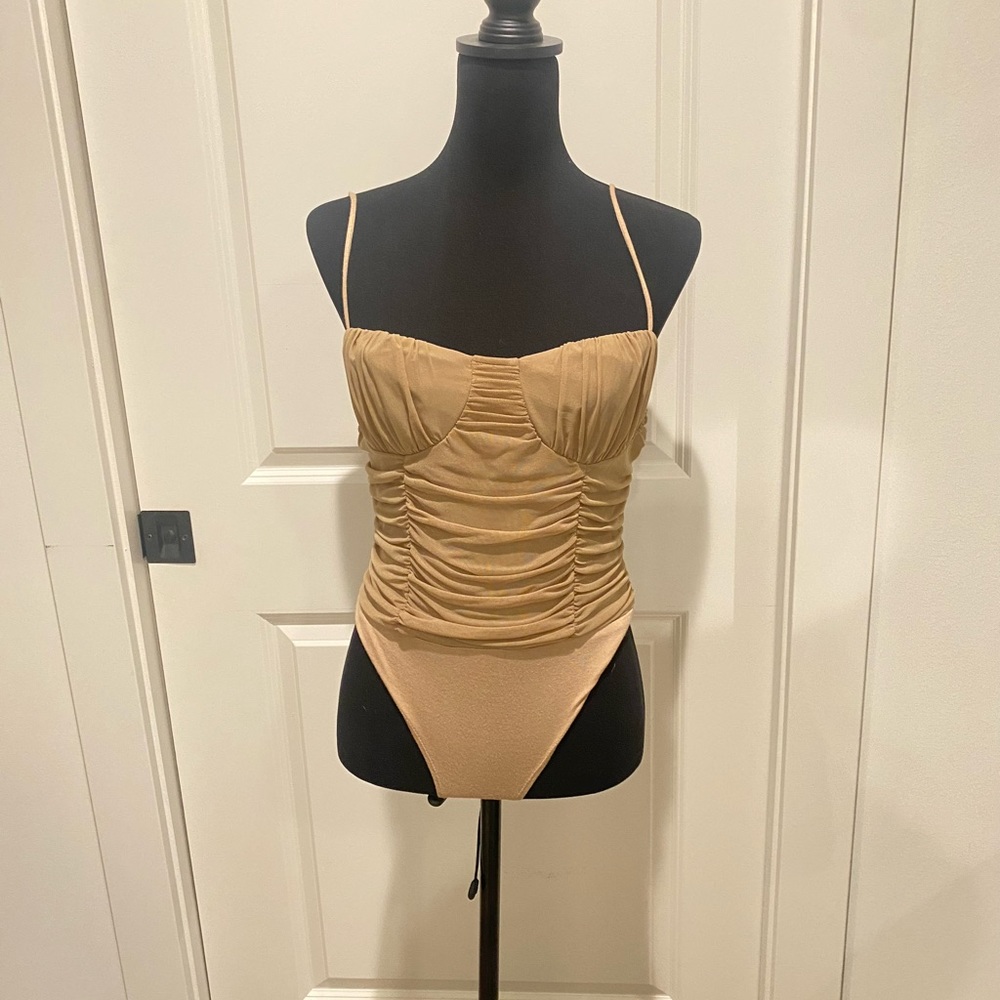 Perfect bodysuit 🤎